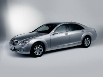Special-protection S 600 Guard presented