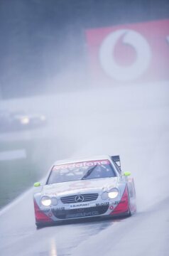 DTM Hockenheimring, 06.10.2002. Bernd Schneider, Vodafone AMG-Mercedes, winner and runner-up.