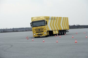 Mercedes-Benz Actros 1844,
Safety Truck, 
Nutzfahrzeug Sicherheit, 2006