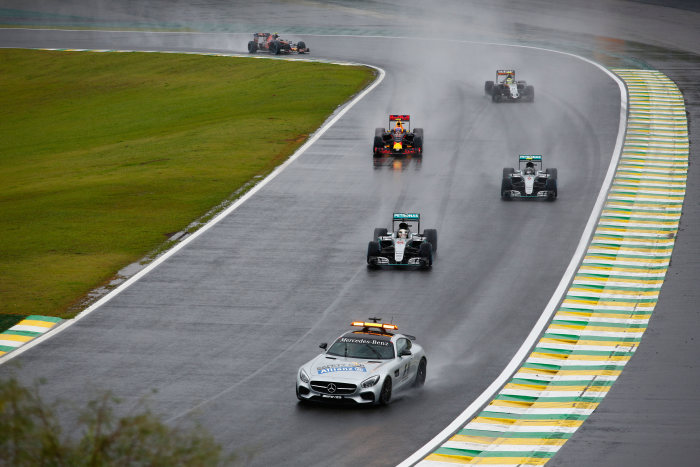 M50749 2016 Brazilian Grand Prix, Sunday