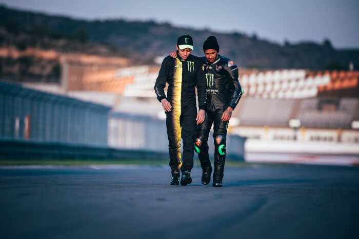 M224218 Lewis Hamilton and Valentino Rossi - Valencia #LH44VR46