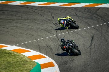 Lewis Hamilton and Valentino Rossi - Valencia #LH44VR46