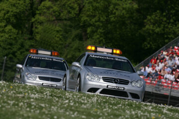 Formel 1, Grand Prix San Marino 2006, Imola, 23.04.2006 F1 Safety Car, Mercedes-Benz CLK 63 AMG F1 Medical Car, Mercedes-Benz C 55 AMG