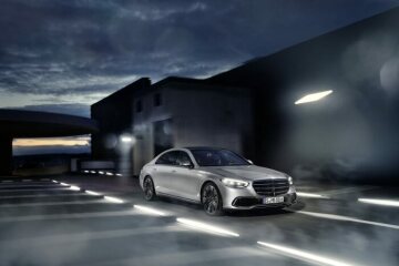 Mercedes-Benz S-Klasse, 2020, Outdoor, Fahraufnahme, Exterieur: Hightechsilber // Mercedes-Benz S-Class, 2020, outdoor, driving shot, exterior: hightech silver