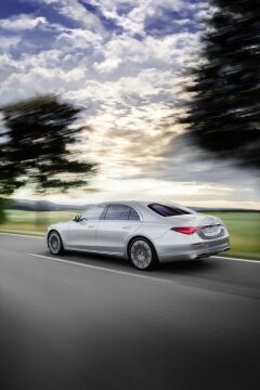 Mercedes-Benz S-Klasse, 2020, Outdoor, Fahraufnahme, Exterieur: Hightechsilber // Mercedes-Benz S-Class, 2020, outdoor, driving shot, exterior: hightech silver