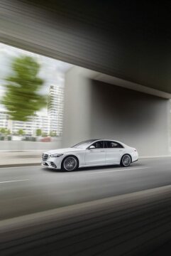 Mercedes-Benz S-Klasse, 2020, Outdoor, Fahraufnahme, Exterieur: Diamantweiß // Mercedes-Benz S-Class, 2020, outdoor, driving shot, exterior: diamond white