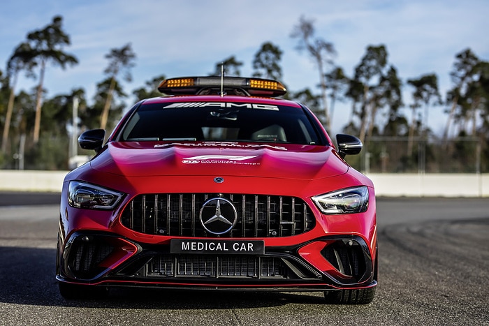 M303134 New Official FIA Safety Car and Medical Car from Mercedes-AMG for Formula 1®