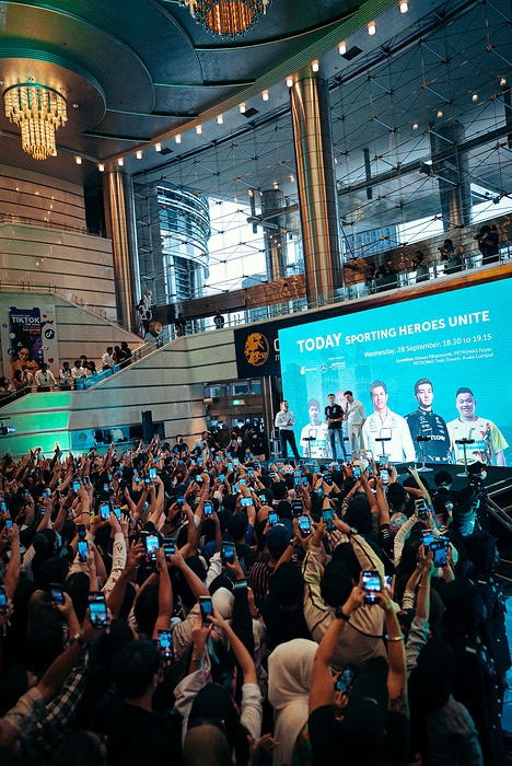 M337053 Racing the future: Mercedes-AMG F1 and PETRONAS power towards two decades of partnership and embrace F1’s sustainable future