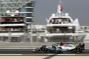 2022 Abu Dhabi Grand Prix, Friday - LAT Images