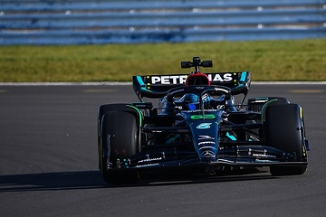 Mercedes-AMG F1 W14 E PERFORMANCE - On Track