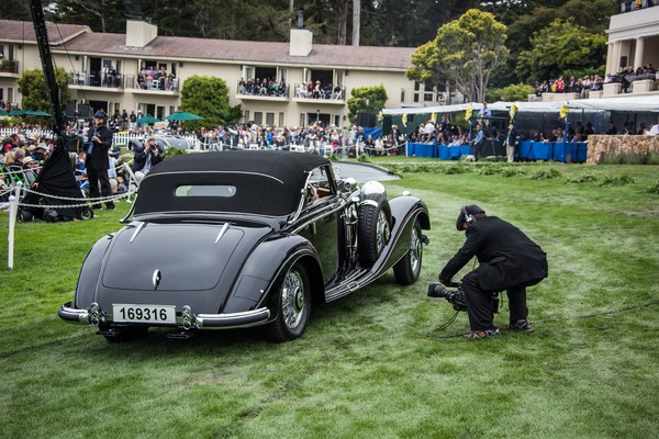 D107949 Mercedes-Benz, Award-Winning Mercedes-Benz at Pebble Beach, 2012