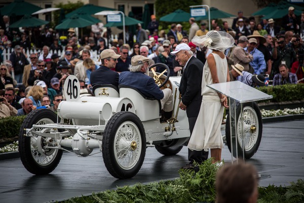 D121231 Mercedes-Benz, Award-Winning Mercedes-Benz at Pebble Beach, 2012