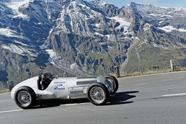 D114473 Jochen Mass im W 125 beim Großglockner Grand Prix